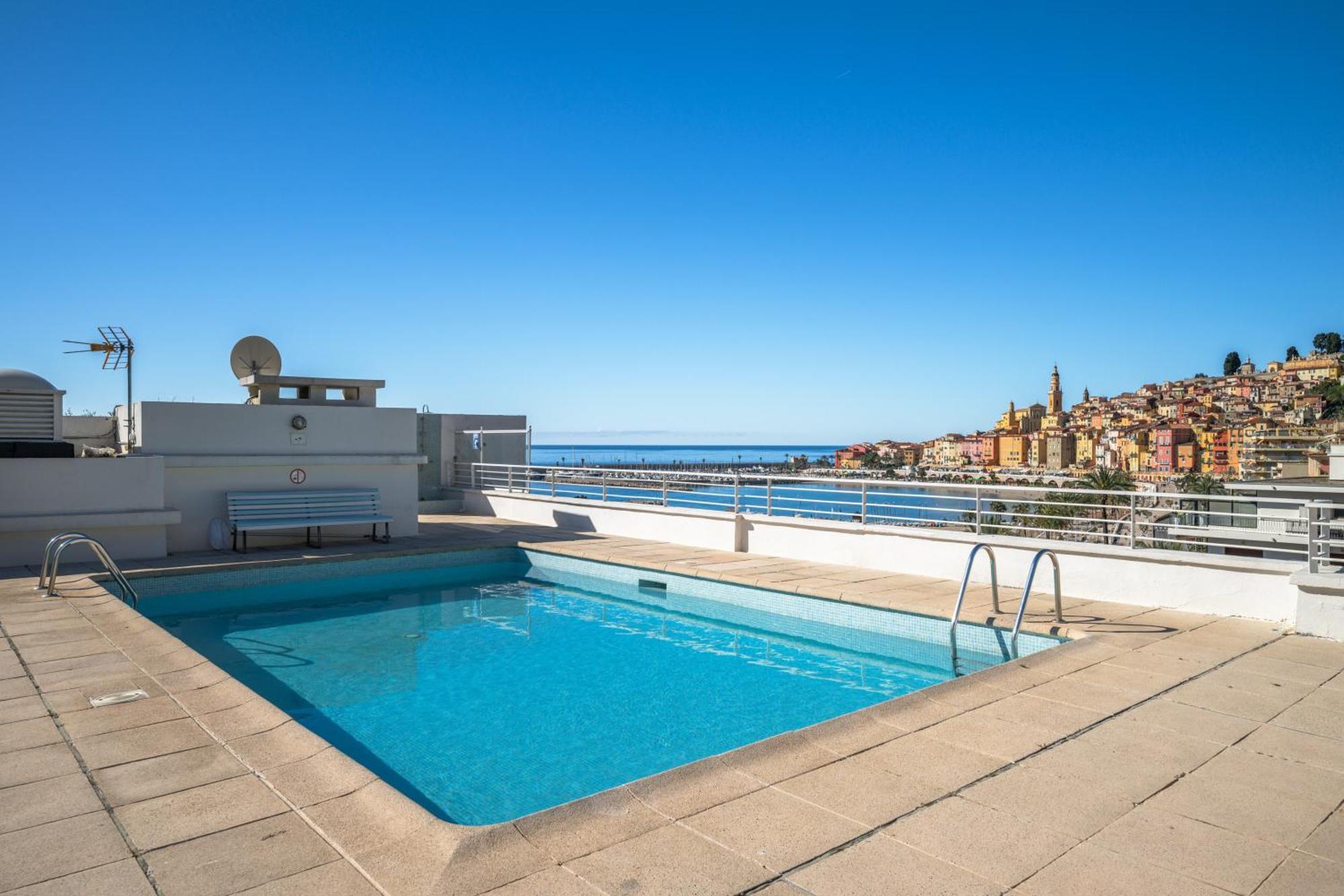 Le Rocamare - Piscine Toit Terrasse - Parking Prive - Terrasse Daire Menton Dış mekan fotoğraf